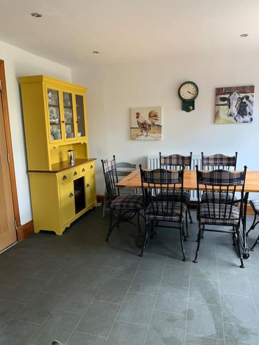 Cladach Cottage - Seafront Isle of Whithorn المظهر الخارجي الصورة