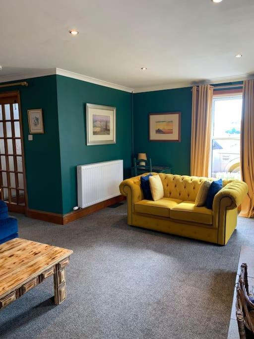 Cladach Cottage - Seafront Isle of Whithorn المظهر الخارجي الصورة